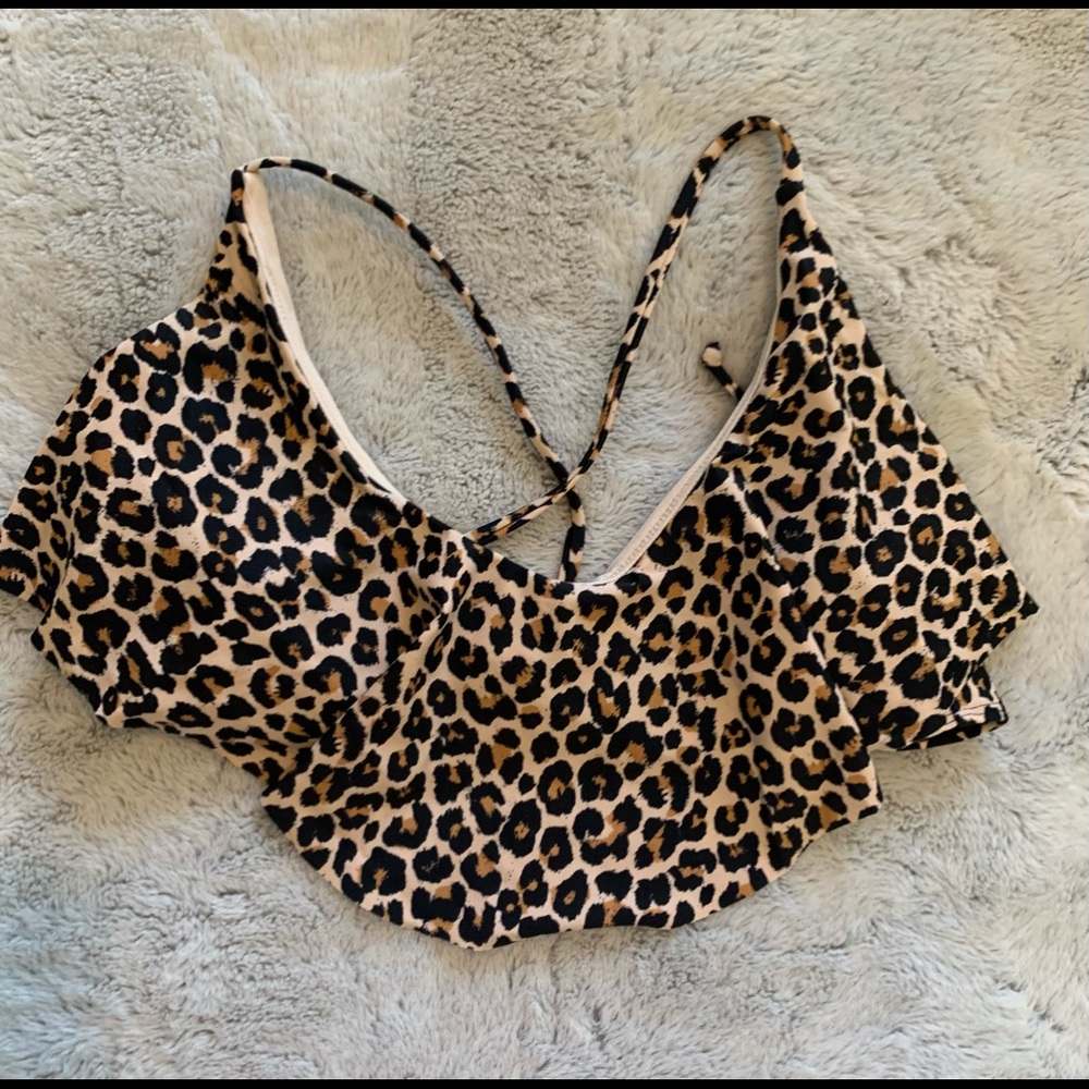 Leopard Ruffled Bikini Top